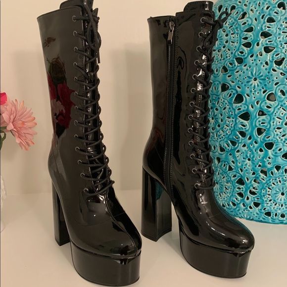 Black Platform Lace-Up Boots brand new never worn unfortunately too small for me - Picture 2 of 16